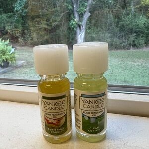Yankee Candle Fragrance Oils in Christmas Cookie and Clean Cotton